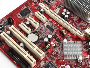 X7X7 插槽 PCI Express 3.0 双带宽全长显卡